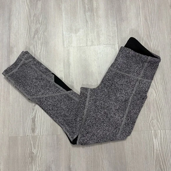 Lululemon Pace Rival Crop size 2 - Picture 3 of 13